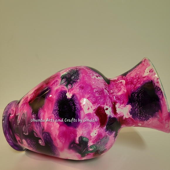 Colorful Abstract Vase - Picture 7 of 13